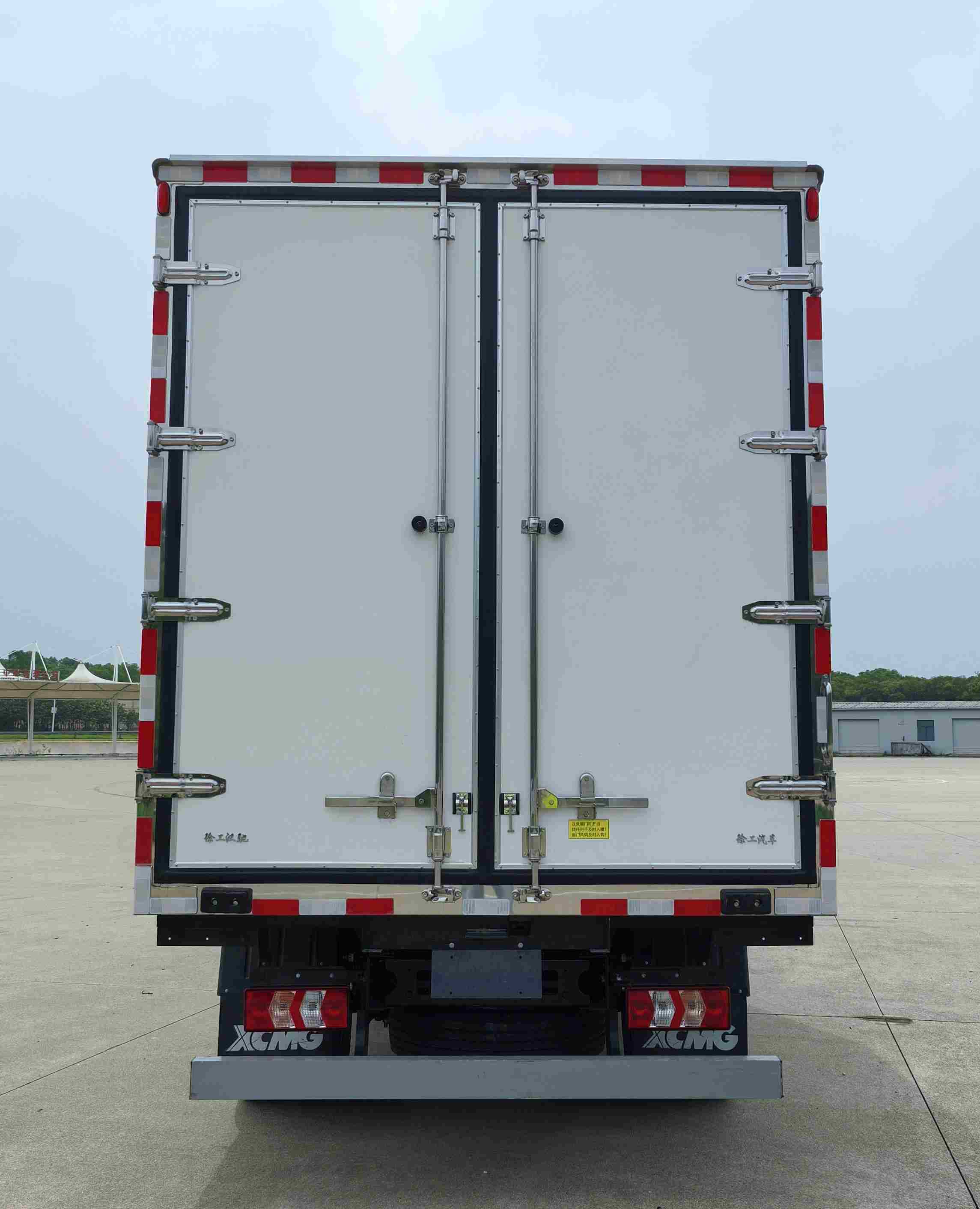 徐工牌XGA5047XLCBEVEA1純電動冷藏車公告圖片