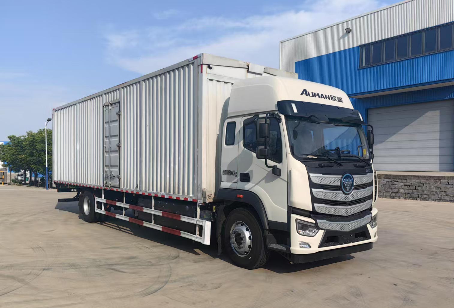 歐曼牌BJ5181XYKEVANF-04換電式純電動(dòng)翼開(kāi)啟廂式貨車(chē)公告圖片