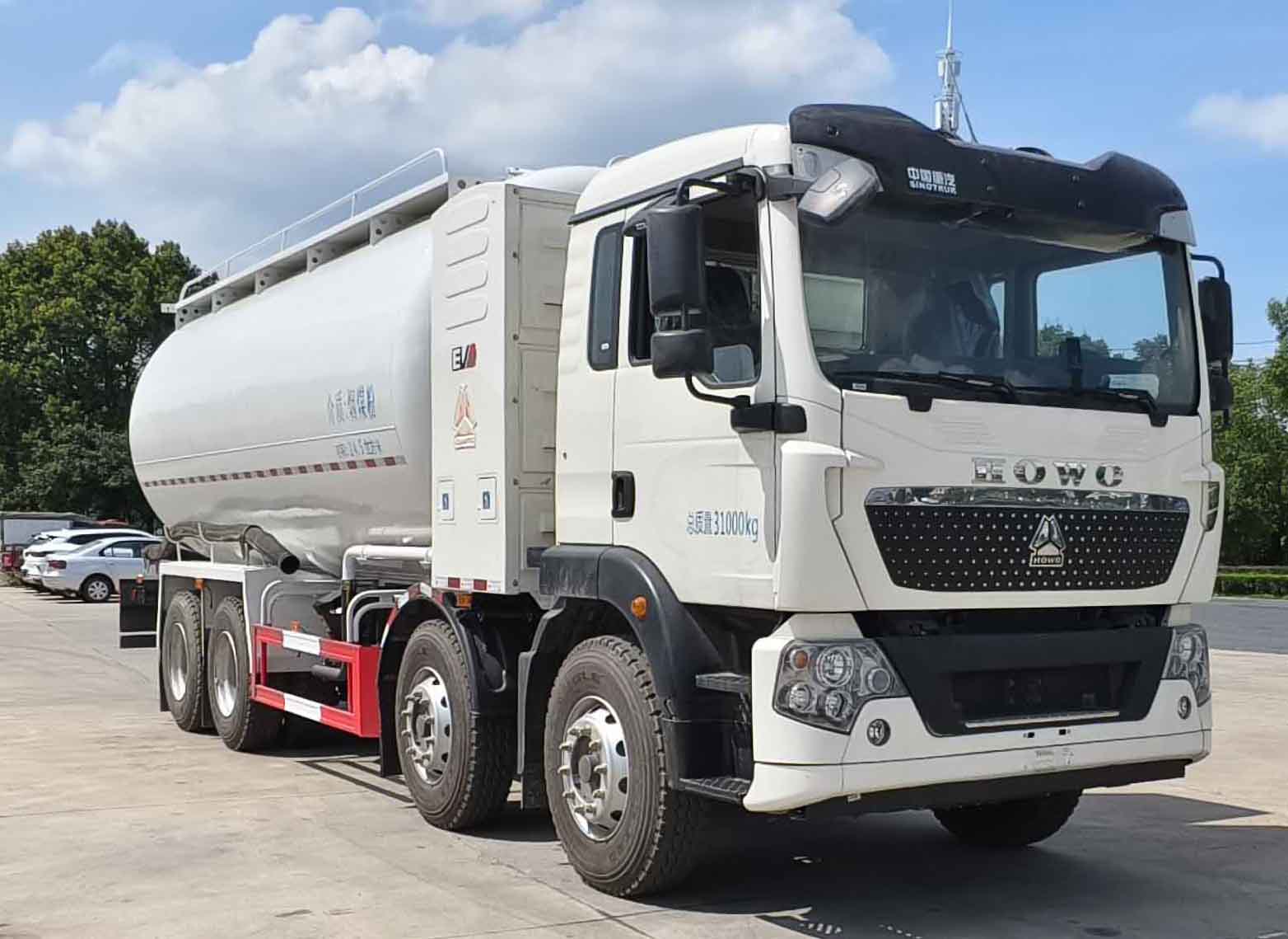 華威馳樂牌SGZ5310GFLZZBEV純電動(dòng)低密度粉粒物料運(yùn)輸車公告圖片