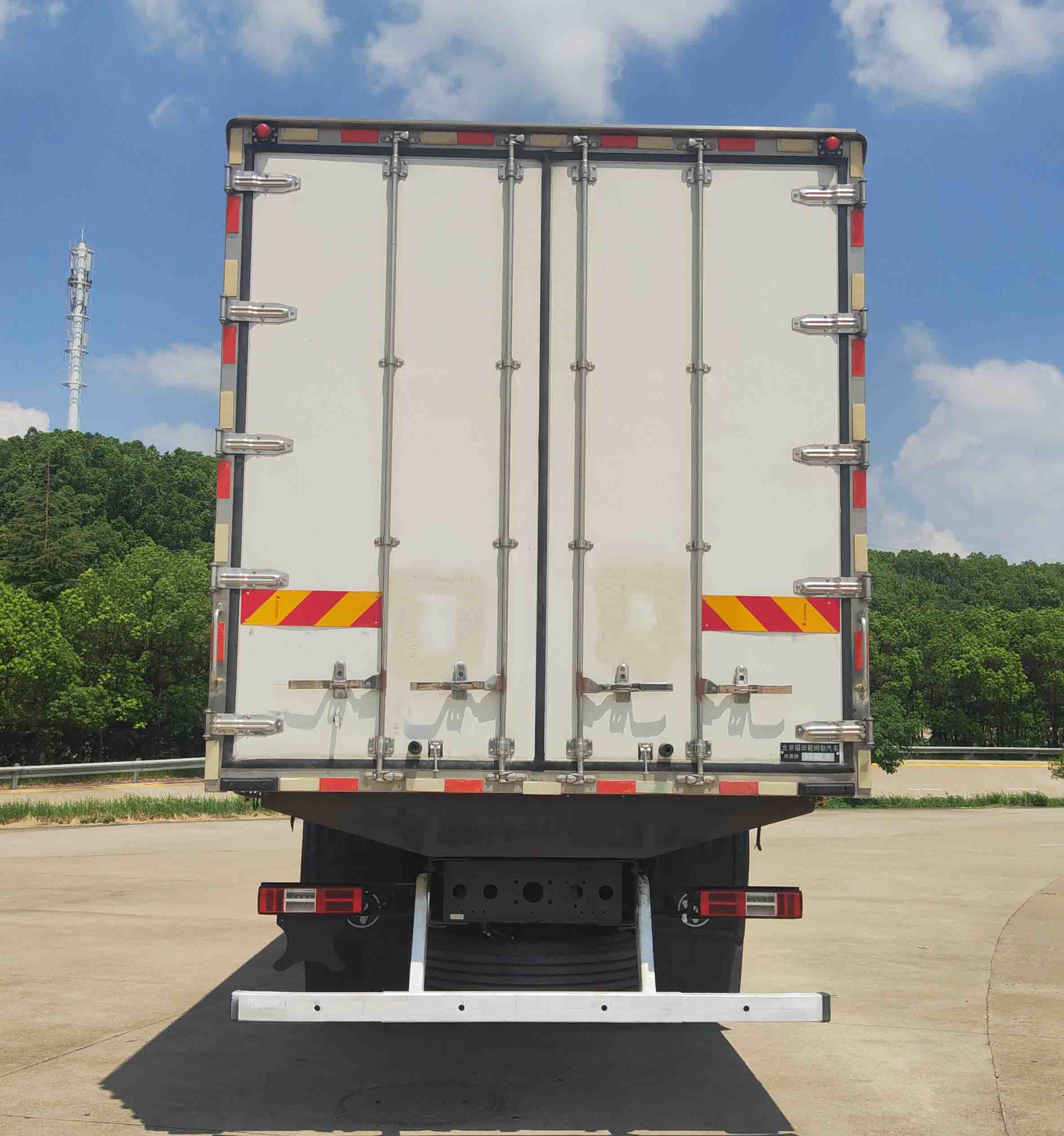 歐曼牌BJ5259XLCY6HAM-01冷藏車公告圖片