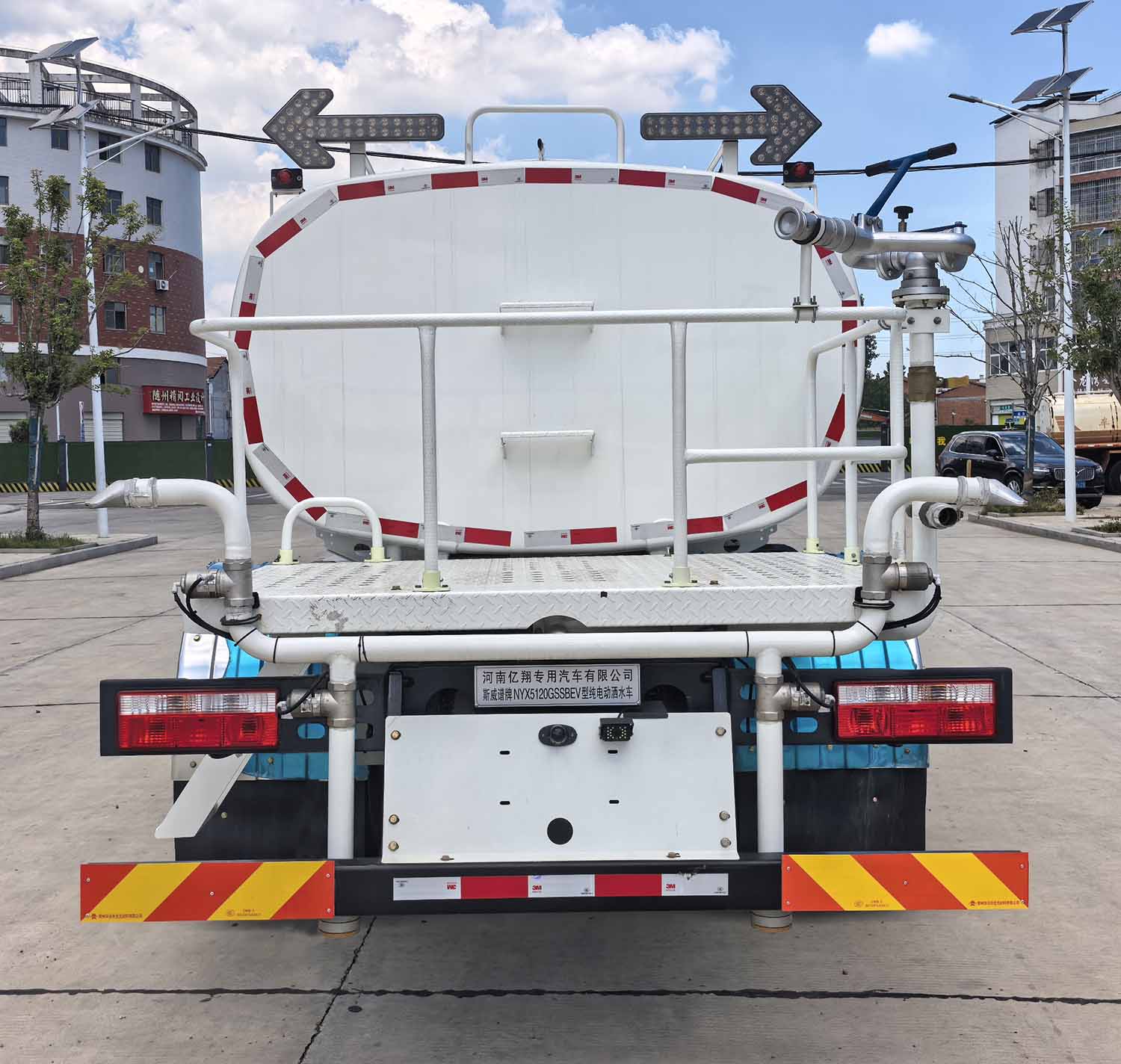 斯威譜牌NYX5120GSSBEV純電動灑水車公告圖片