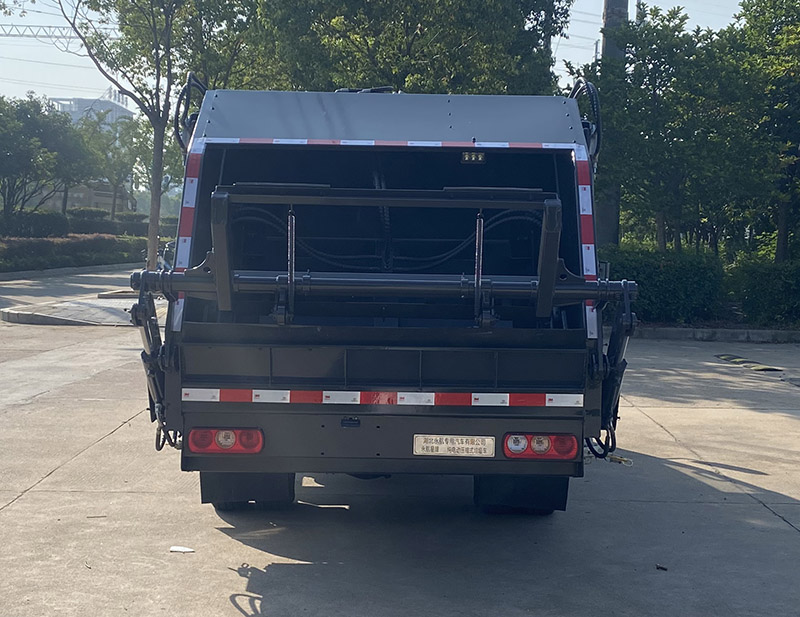 永航星牌YHA5047ZYSSHBEV純電動(dòng)壓縮式垃圾車(chē)公告圖片