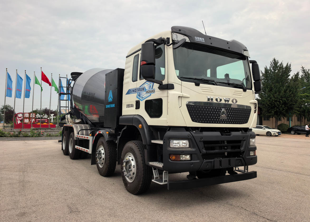 亞特重工牌TZ5317GJBZZBEV純電動(dòng)混凝土攪拌運(yùn)輸車公告圖片