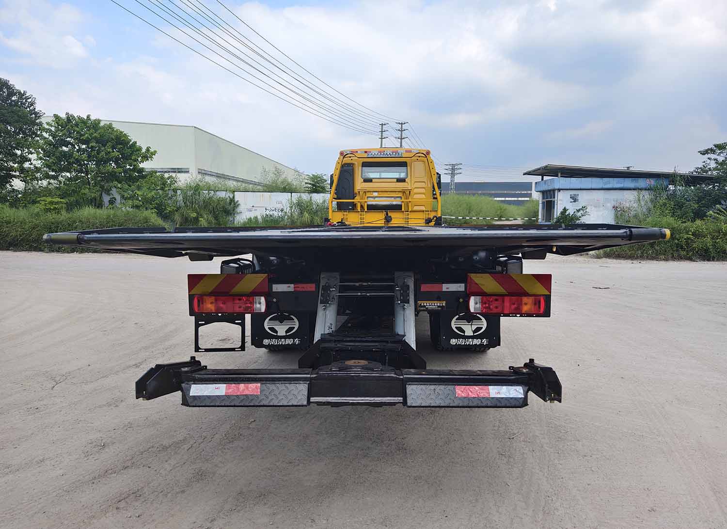粵海牌YH5332TQZ096P清障車公告圖片