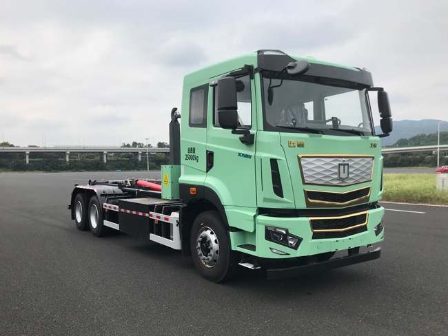 遠(yuǎn)程牌HN5250ZXXH41D8SHEVY甲醇插電式增程混合動力車廂可卸式垃圾車公告圖片