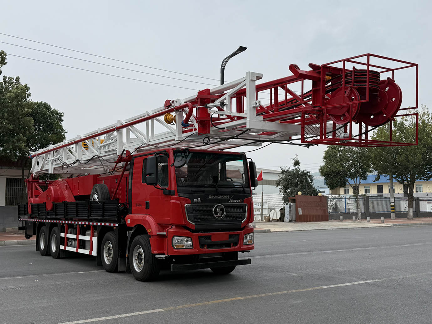 西石牌XSJ5441TXJ6修井機(jī)公告圖片