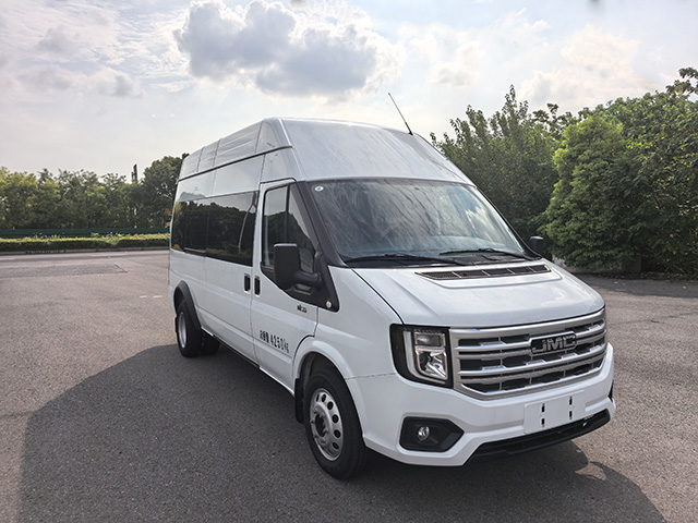 飛球牌ZJL5045XDWJ6流動(dòng)服務(wù)車公告圖片