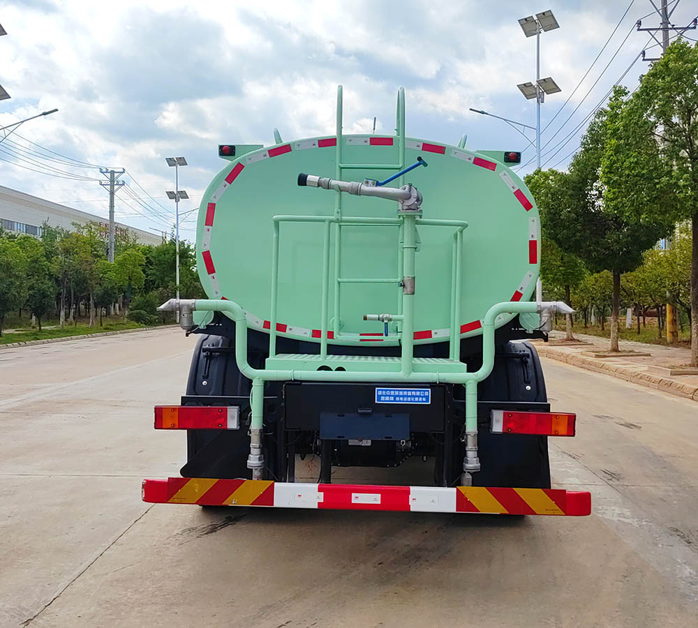 昱曦牌CHN5181GPSBEV純電動(dòng)綠化噴灑車(chē)公告圖片