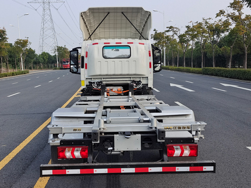 江淮牌HFC5042ZKXP3EV1純電動車廂可卸式汽車公告圖片