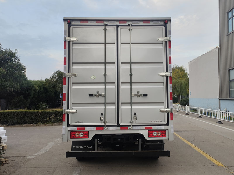 福田牌BJ5046XXY9ACA-50廂式貨車公告圖片
