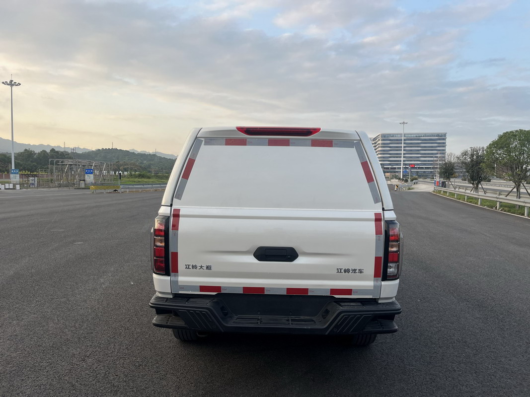 江鈴牌JX5037XGCPJB6工程車公告圖片