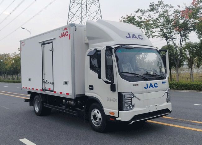 江淮牌HFC5043XLCP4EV3純電動(dòng)冷藏車公告圖片