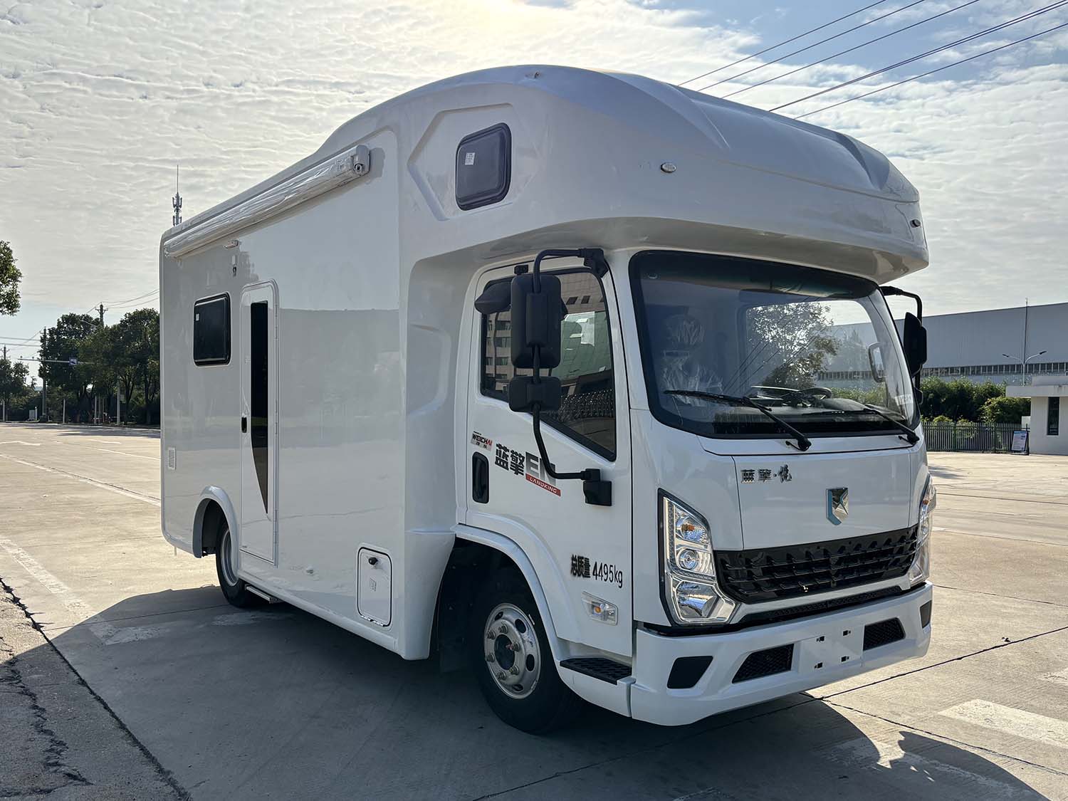 舜德牌SDS5042XLJBEVYQ6純電動旅居車公告圖片