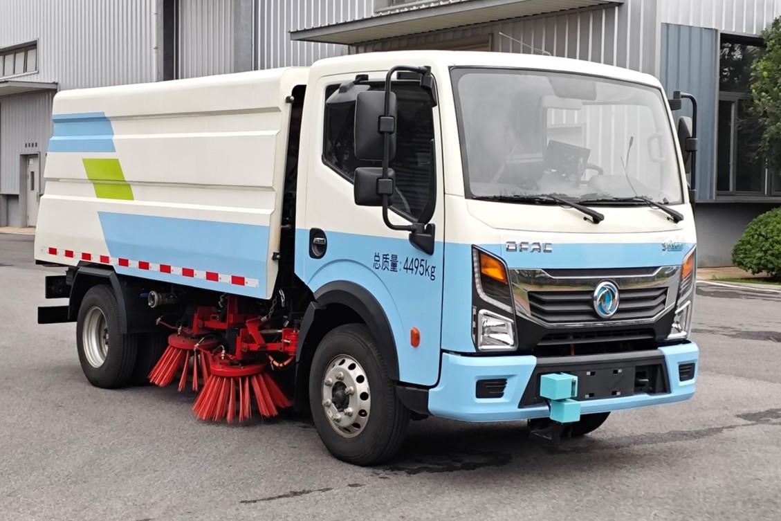 中植汽車牌CDL5040TSLDFBEV純電動掃路車公告圖片