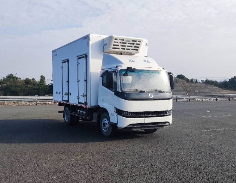 遠(yuǎn)程牌JGL5117XLCSHEVGMS1甲醇插電式增程混合動力冷藏車公告圖片