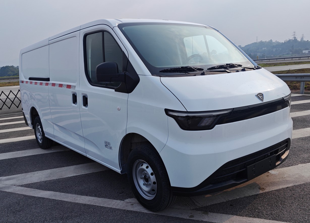 江鈴牌JX5031XXYTGHBEV純電動(dòng)廂式貨車公告圖片