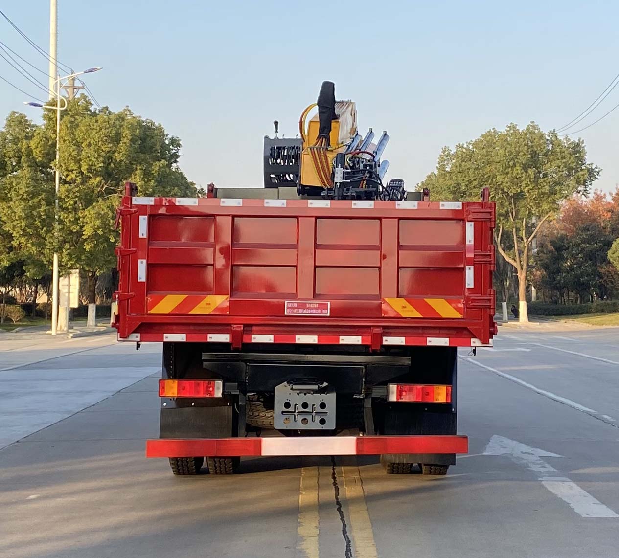 鴻昇久邦牌JBP5240ZZDDF6抓斗式垃圾車公告圖片