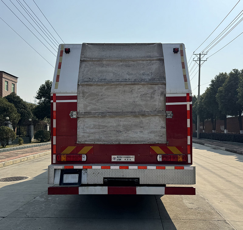 龍力馳牌HHZ5180TCJZ6測(cè)井車(chē)公告圖片