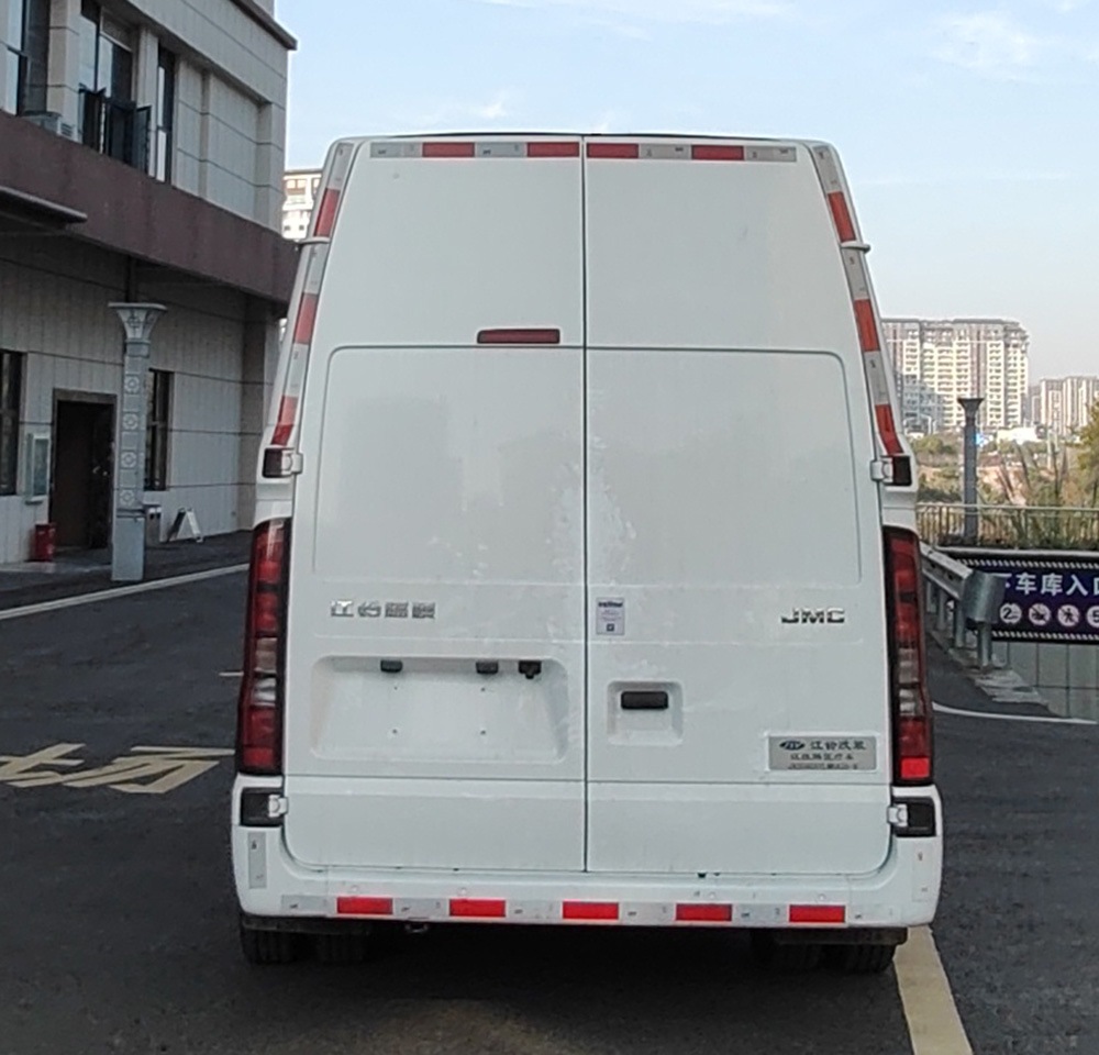 江改牌JX5040XYLMKA26-V醫(yī)療車公告圖片