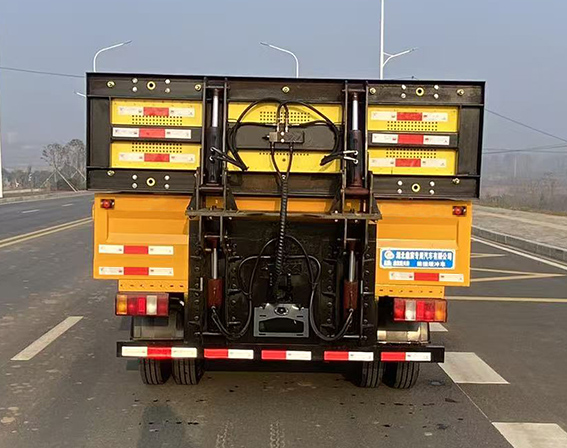 鼎宸騰興牌DCZ5048TFZZ6防撞緩沖車公告圖片