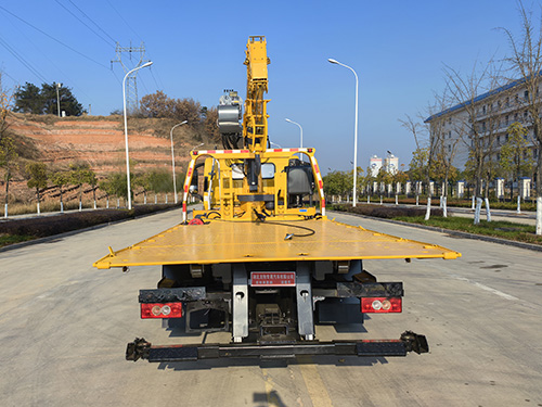 龍牧雙星牌LMX5121TQZBJ6清障車公告圖片