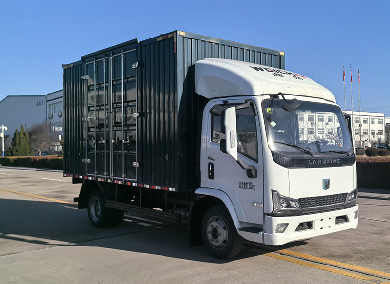 藍擎牌YTQ5115XXYKJ361-LQ廂式貨車公告圖片