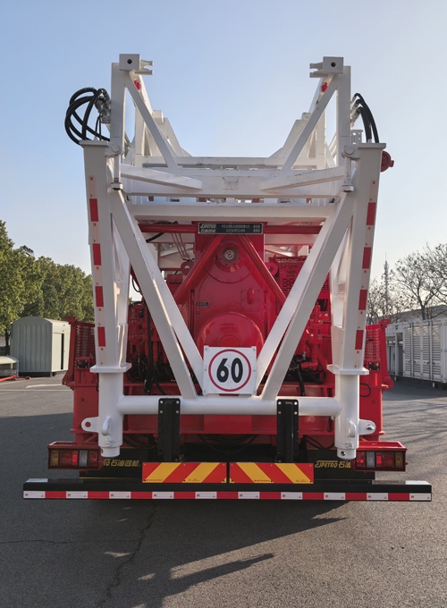 四機(jī)牌SJX5610TXJ450修井機(jī)公告圖片