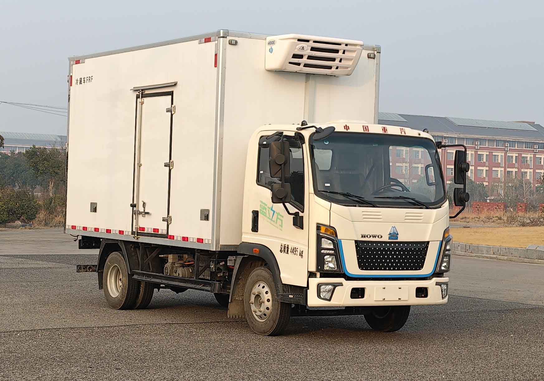 豪沃牌ZZ5047XLCH3414Z145BEVD1純電動冷藏車公告圖片