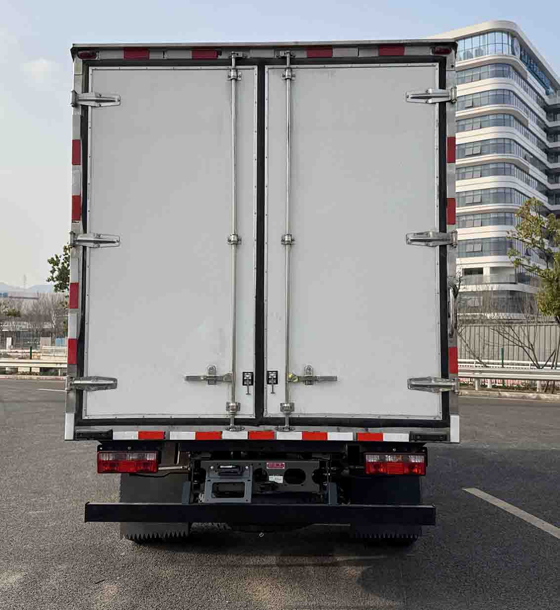 王牌牌CDW5044XLCH381EFA冷藏車公告圖片