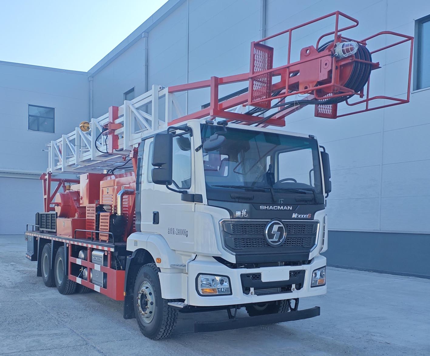 東潯牌TDX5240TXJ修井機(jī)公告圖片