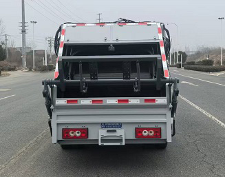程力威牌CLW5040ZYSBEV6ZS純電動壓縮式垃圾車公告圖片
