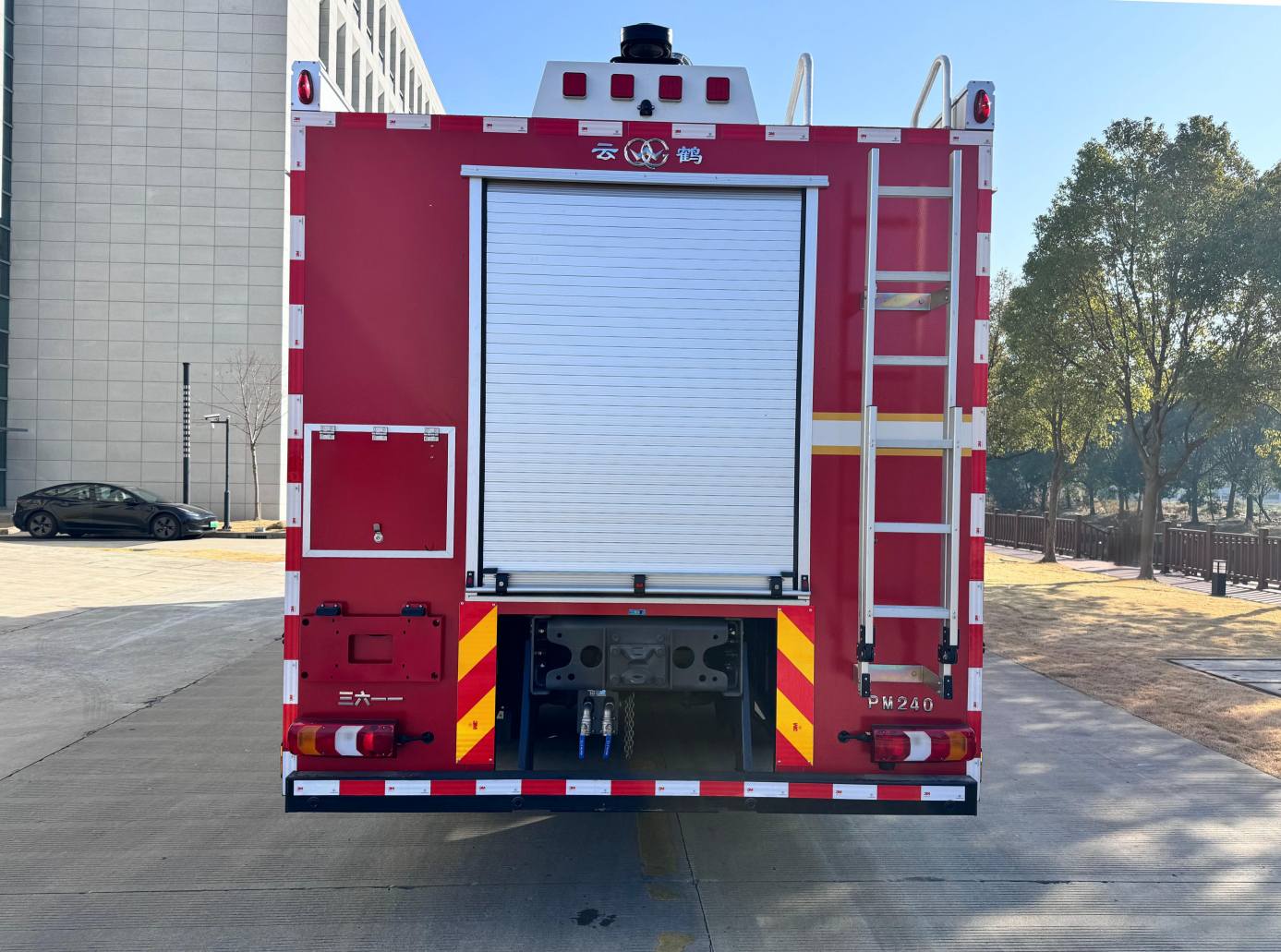 云鹤牌WHG5420GXFPM240/B6A泡沫消防车公告图片