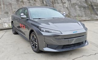 纯电动教练车
