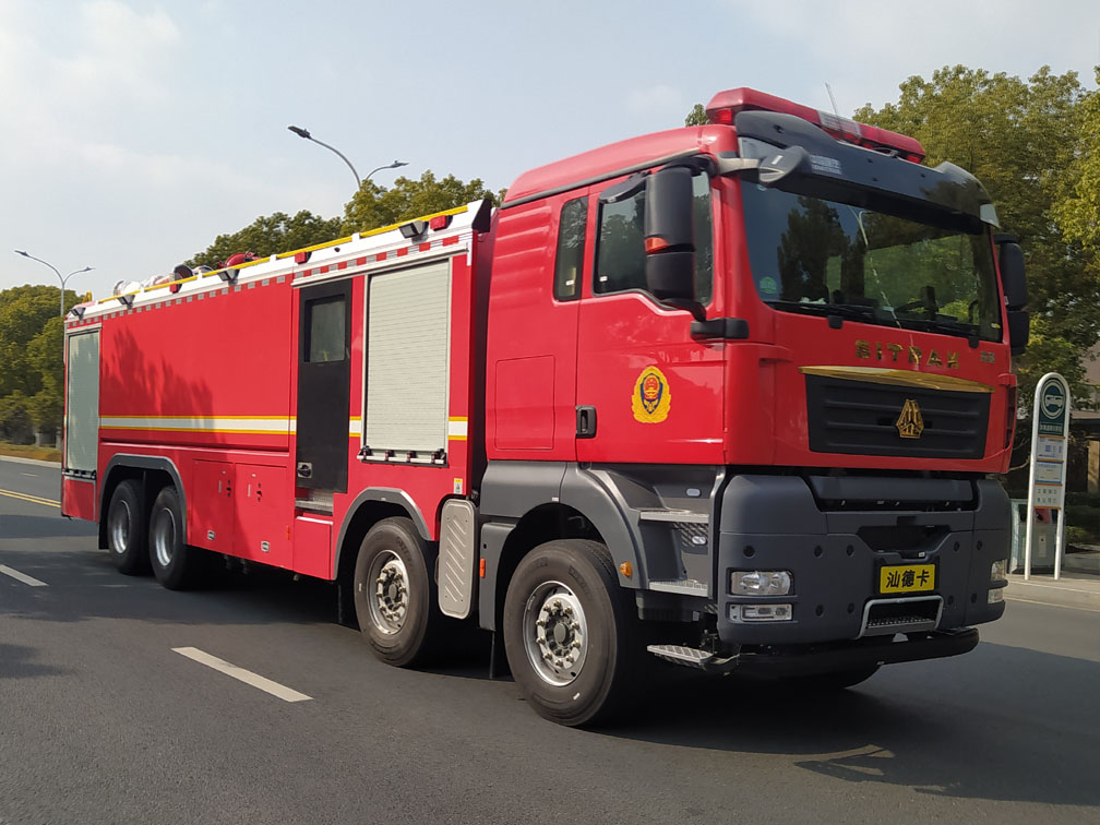 MG5380GXFPM180/F6D型泡沫消防车图片