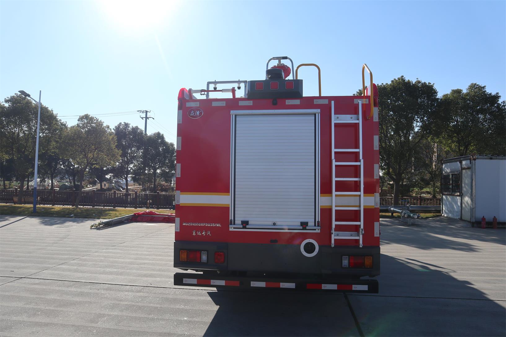 焱泽牌MDZ5102GXFSG35/WL水罐消防车公告图片