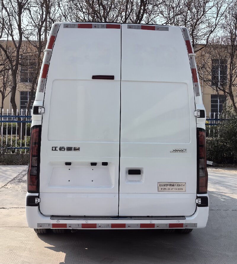 鲁冷牌LLP5040XYLJXD6医疗车公告图片