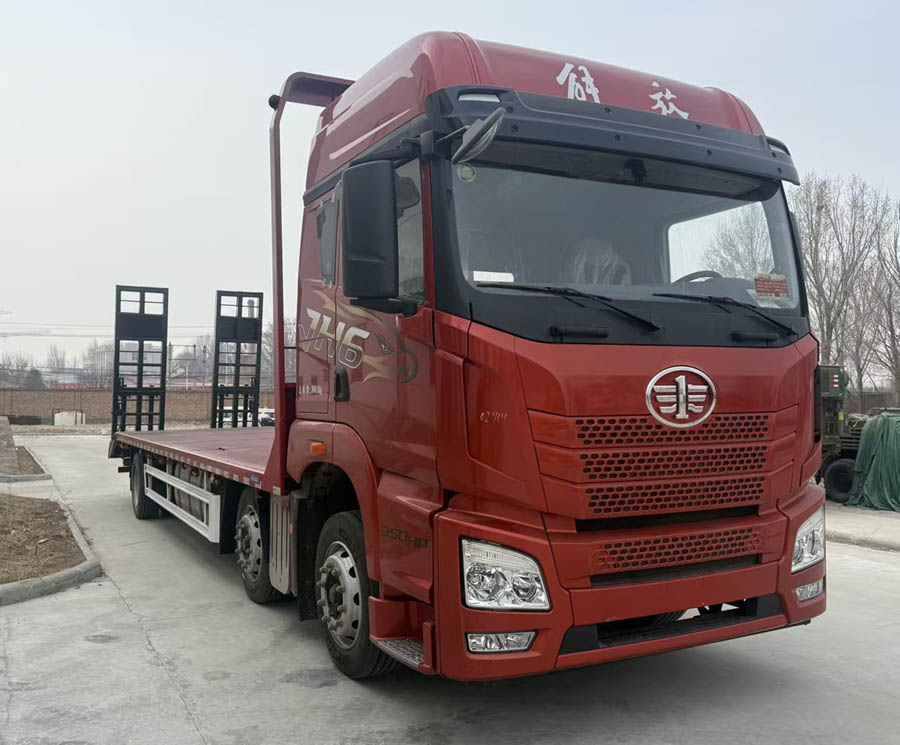 解放牌CA5251TPBP28K8L7T3E6A81平板式货车