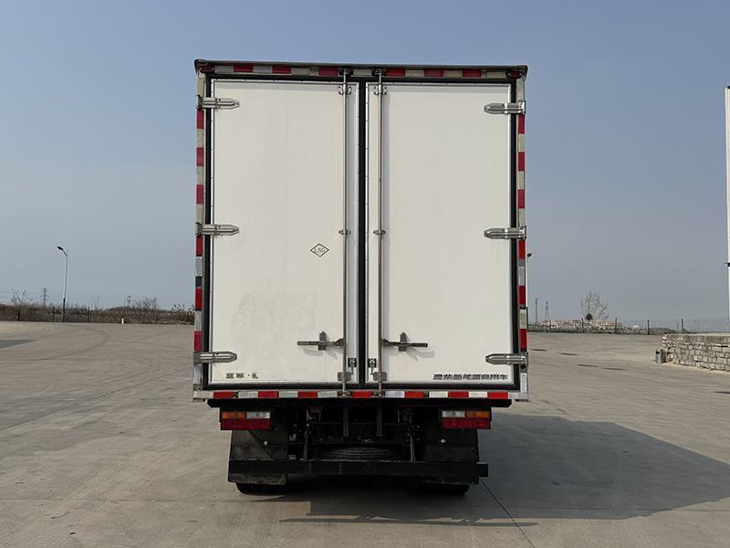蓝擎牌YTQ5115XLCKJ361-LQ冷藏车公告图片