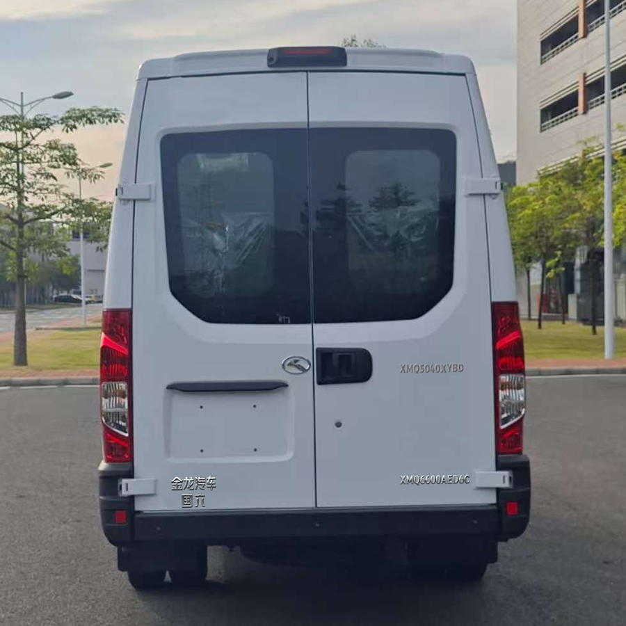 金龙牌XMQ5040XYBD运兵车公告图片