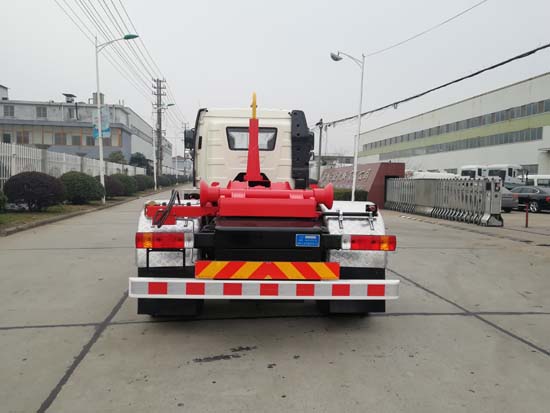 三聯(lián)牌YSY5181ZXXE6車廂可卸式垃圾車公告圖片