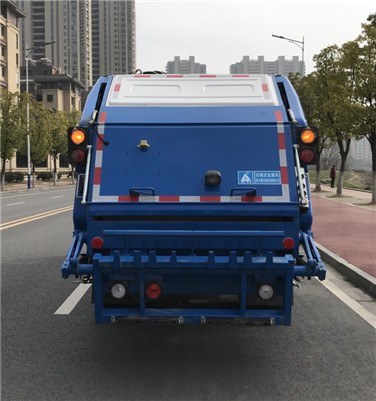 三力牌CGJ5071ZYSQLBE6壓縮式垃圾車(chē)公告圖片