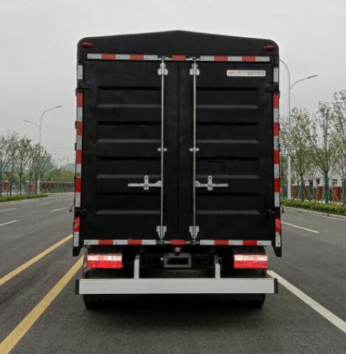 江淮牌HFC5048CCYB31K5C7S倉柵式運(yùn)輸車公告圖片