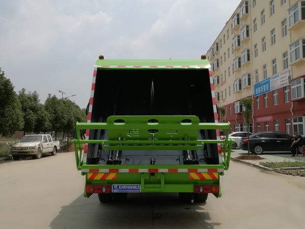 程力威牌CLW5180ZYSD6壓縮式垃圾車公告圖片