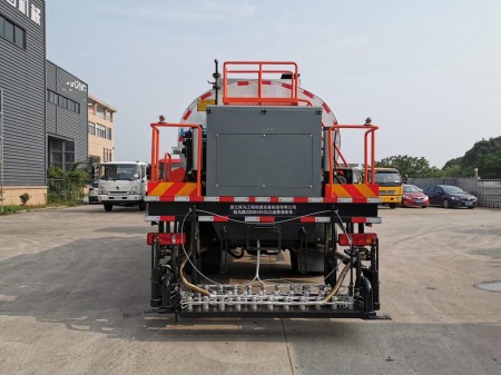 筑馬牌ZZM5181GLQ瀝青灑布車公告圖片