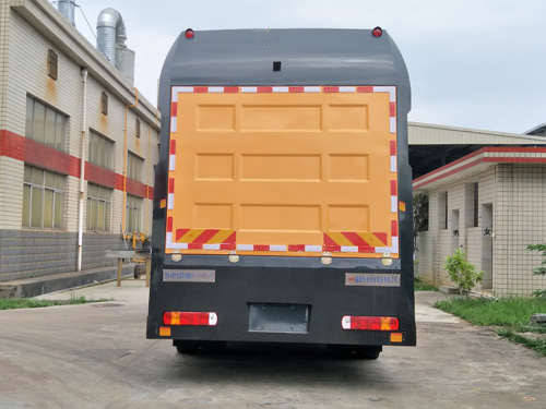 龍吸水牌FLG5150TPS61Z大流量排水搶險車公告圖片