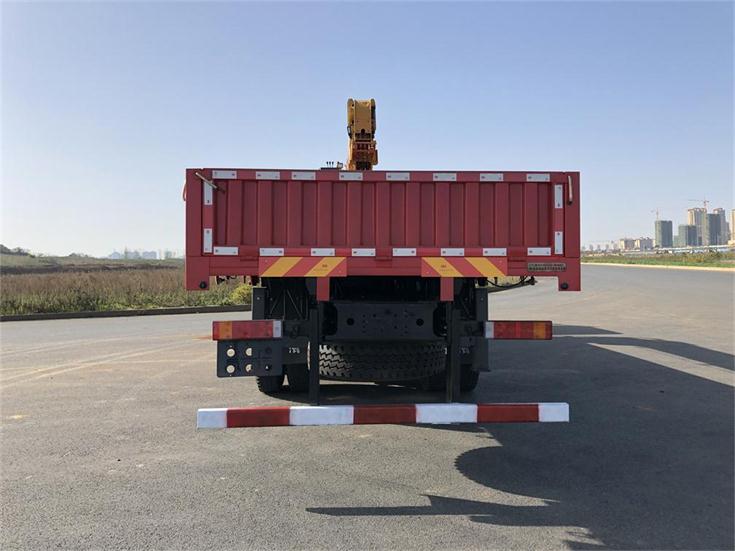 東風(fēng)牌DFZ5258JSQSZ6D隨車起重運(yùn)輸車公告圖片