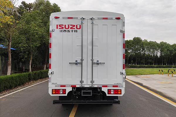 江西五十鈴牌JXW5040CCYCDJB2倉柵式運(yùn)輸車公告圖片