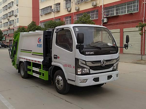 程力威牌CLW5040ZYS6壓縮式垃圾車公告圖片