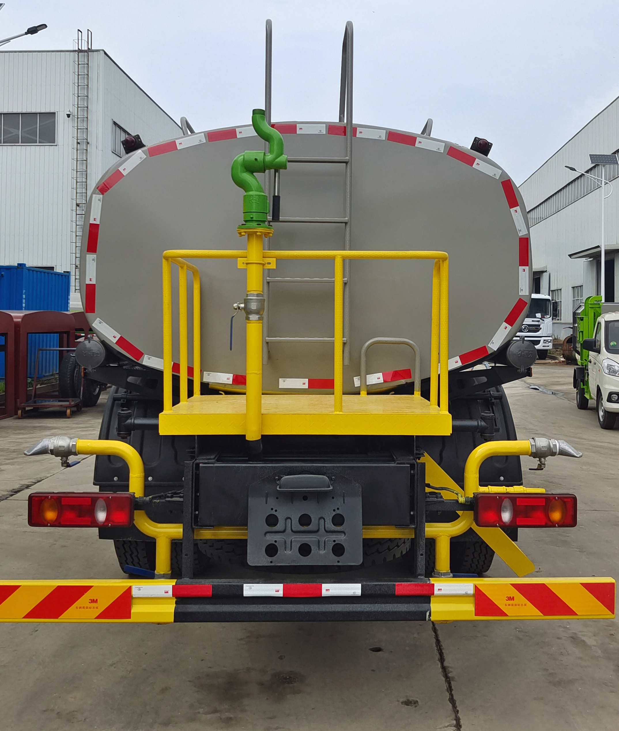 凱力風(fēng)牌KLF5160GPSS6綠化噴灑車公告圖片