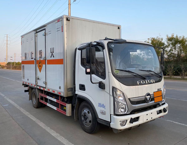 楚勝牌CSC5048XQYB6爆破器材運(yùn)輸車公告圖片